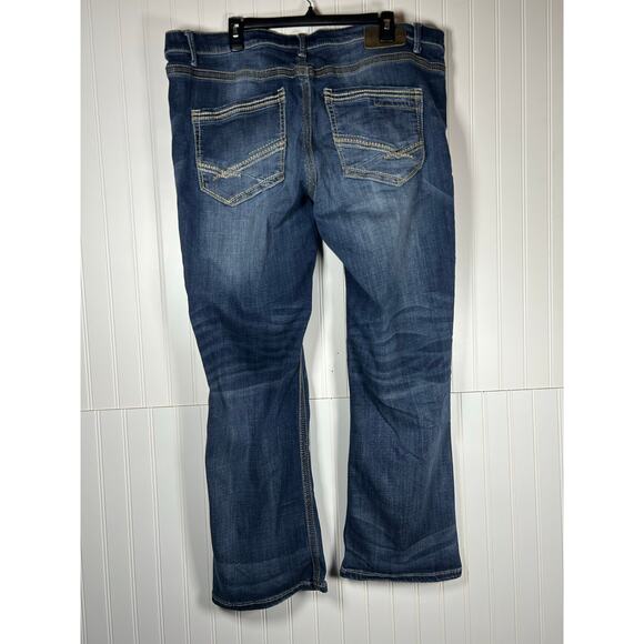 BKE Men's Derek Low Rise Relaxed bootLeg Jeans size 40 R - Picture 2 of 11